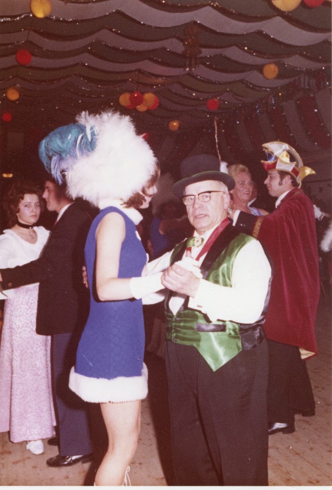 2025_leinwand_jubilaeumsball_308.jpg