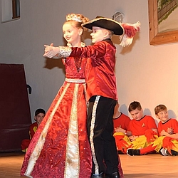 2019_teenie-dance-night.jpg 